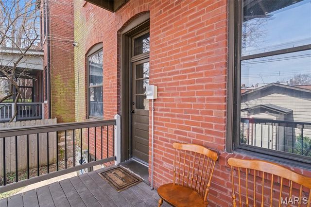 3877 Utah Place, St Louis, MO 63116