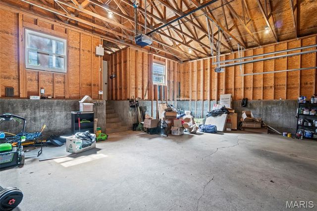 3877 Utah Place, St Louis, MO 63116