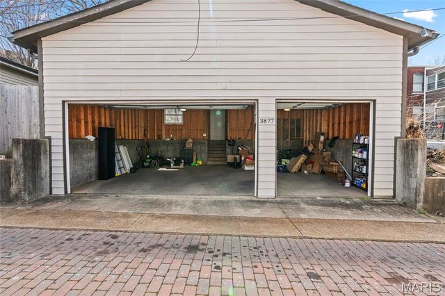 3877 Utah Place, St Louis, MO 63116