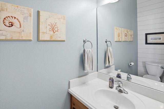 9483 N AVANYU DR, Cedar Hills, UT 84062