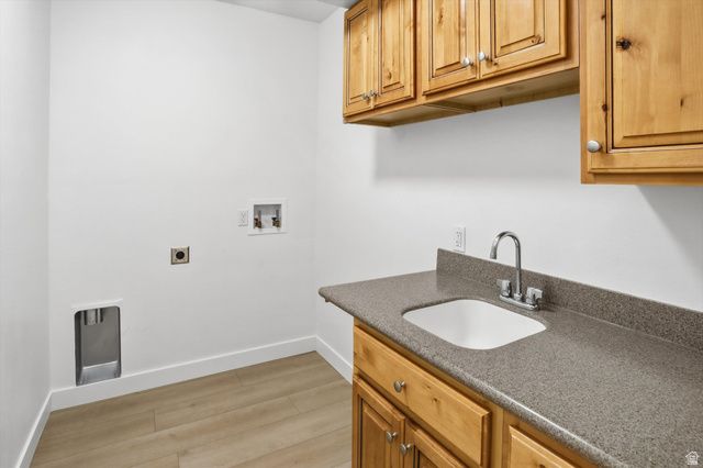 9483 N AVANYU DR, Cedar Hills, UT 84062