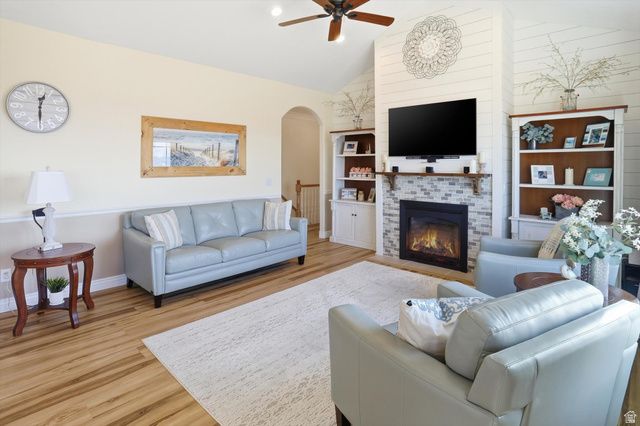 9483 N AVANYU DR, Cedar Hills, UT 84062