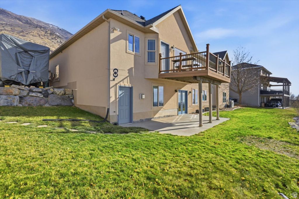 Image 27 of property listing at 9483 N AVANYU DR, Cedar Hills, UT 84062