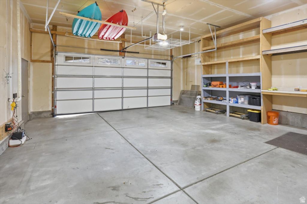 Image 28 of property listing at 9483 N AVANYU DR, Cedar Hills, UT 84062