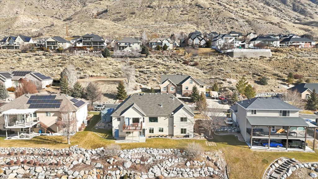 Image 40 of property listing at 9483 N AVANYU DR, Cedar Hills, UT 84062