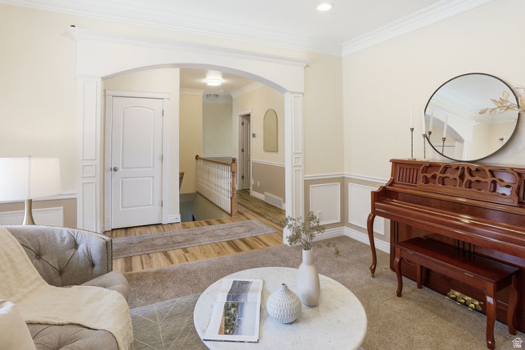 Image 5 of property listing at 9483 N AVANYU DR, Cedar Hills, UT 84062