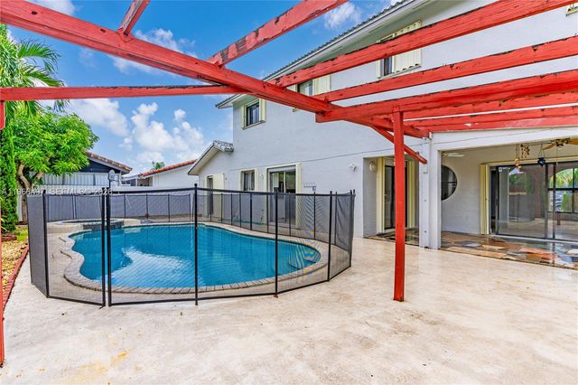 14011 SW 156th Ter, Miami, FL 33177