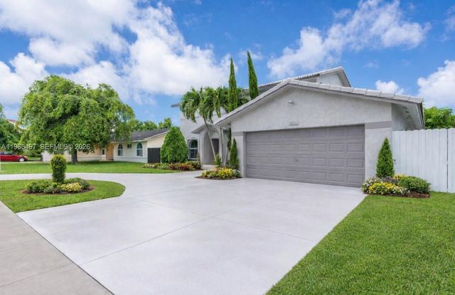14011 SW 156th Ter, Miami, FL 33177