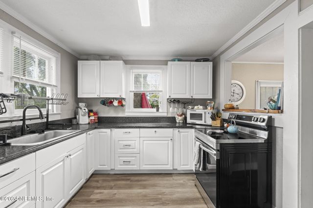 2354 JAYSON Avenue, Jacksonville, FL 32208