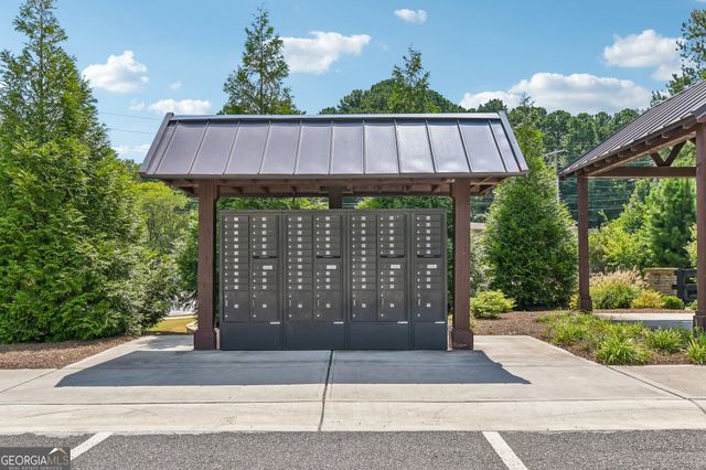 2456 Hidden Creek Road, Kennesaw, GA 30152