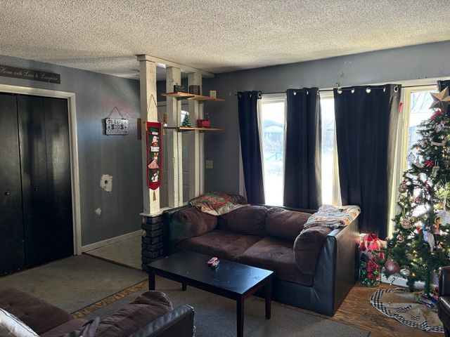 909 Carlisle Drive, Rochelle, IL 61068