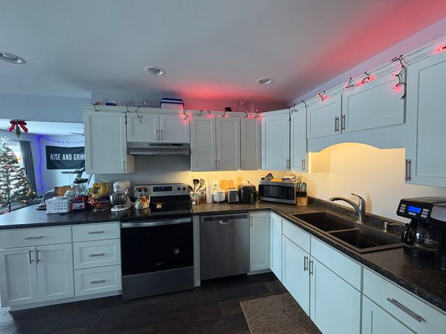 909 Carlisle Drive, Rochelle, IL 61068