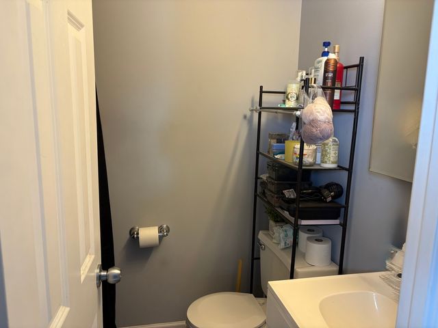 909 Carlisle Drive, Rochelle, IL 61068