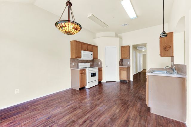 9005 Warren Drive, Mckinney, TX 75071