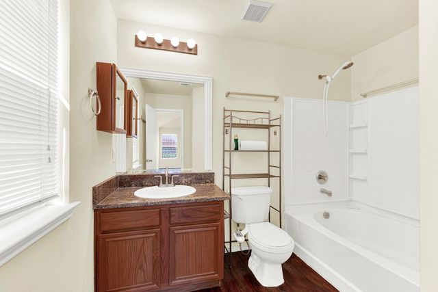 9005 Warren Drive, Mckinney, TX 75071