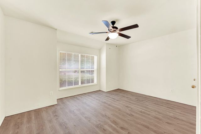 9005 Warren Drive, Mckinney, TX 75071