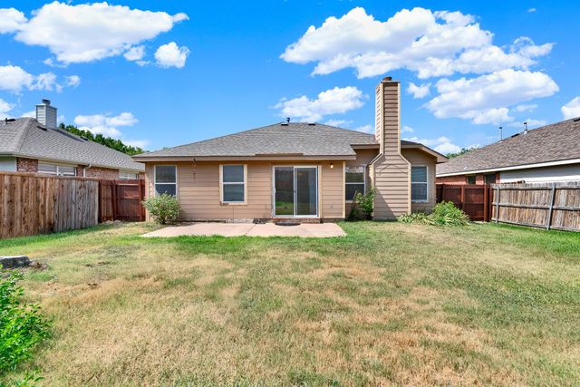 9005 Warren Drive, Mckinney, TX 75071
