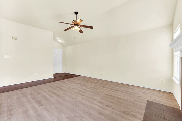 9005 Warren Drive, Mckinney, TX 75071