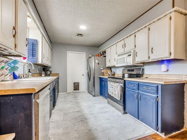 2804 Villa Drive, El Reno, OK 73036