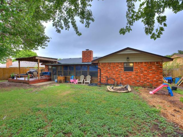 2804 Villa Drive, El Reno, OK 73036