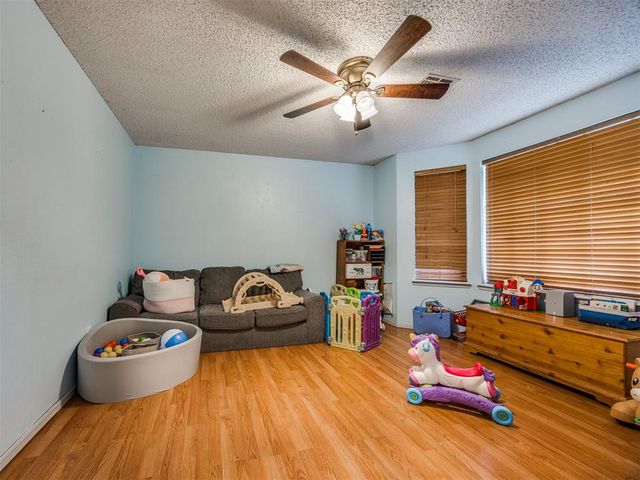 2804 Villa Drive, El Reno, OK 73036