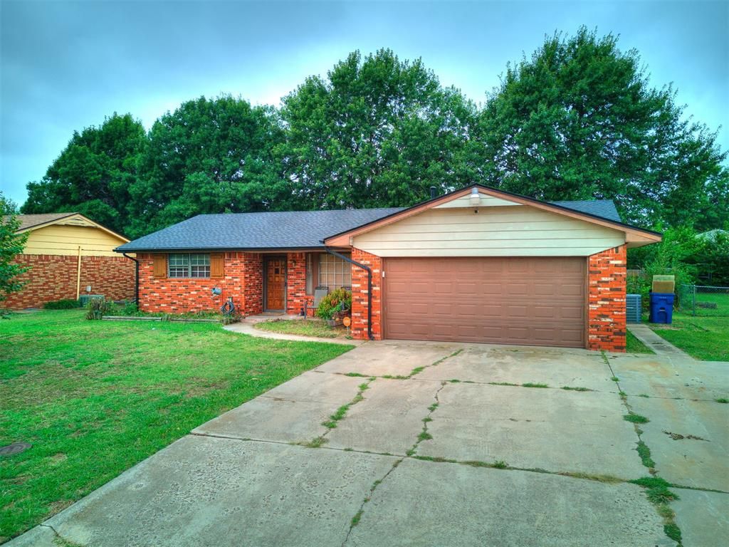 2804 Villa Drive, El Reno, OK 73036