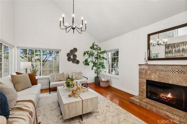 962 Begonia Avenue, Costa Mesa, CA 92626