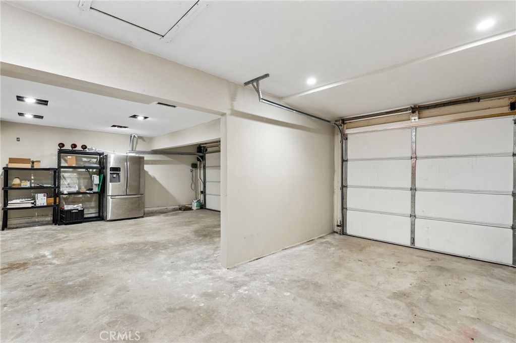 Image 37 of property listing at 962 Begonia Avenue, Costa Mesa, CA 92626