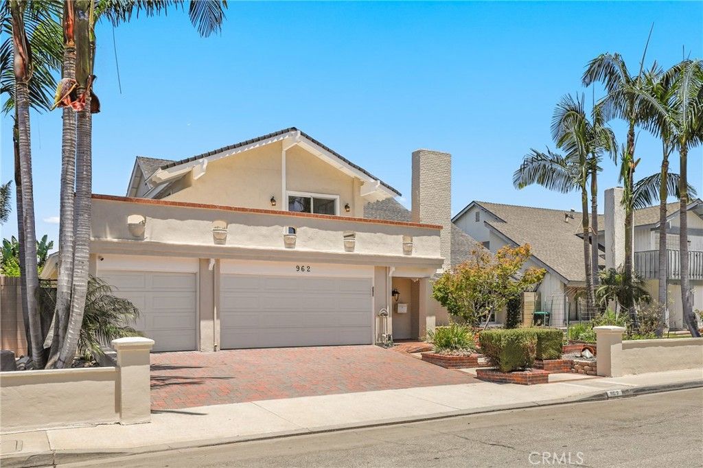 Image 41 of property listing at 962 Begonia Avenue, Costa Mesa, CA 92626