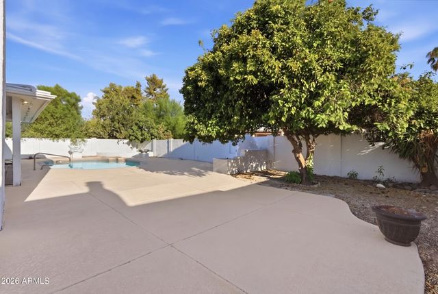 1415 W TUCKEY Lane, Phoenix, AZ 85013