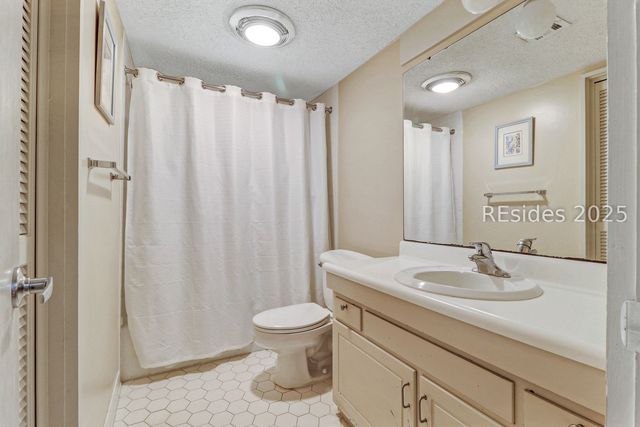 22 Lighthouse Rd Apt 526, Hilton Head Island, SC 29928