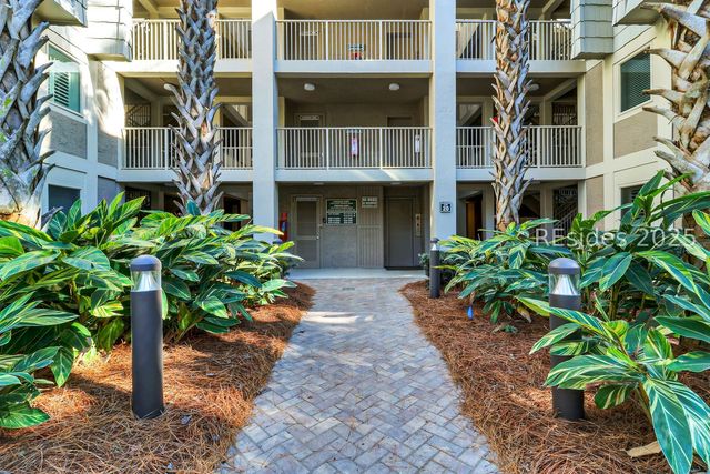 22 Lighthouse Rd Apt 526, Hilton Head Island, SC 29928