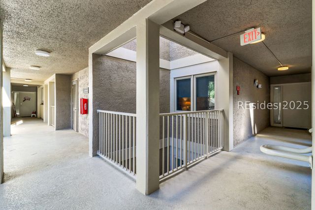 22 Lighthouse Rd Apt 526, Hilton Head Island, SC 29928