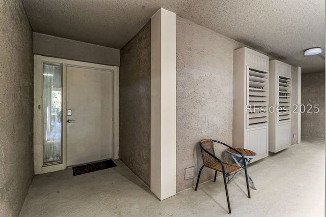 22 Lighthouse Rd Apt 526, Hilton Head Island, SC 29928