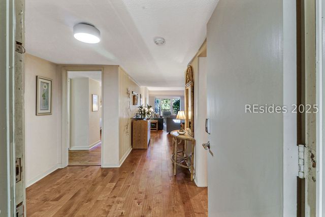22 Lighthouse Rd Apt 526, Hilton Head Island, SC 29928