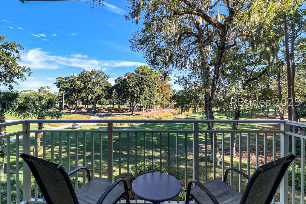 22 Lighthouse Rd Apt 526, Hilton Head Island, SC 29928