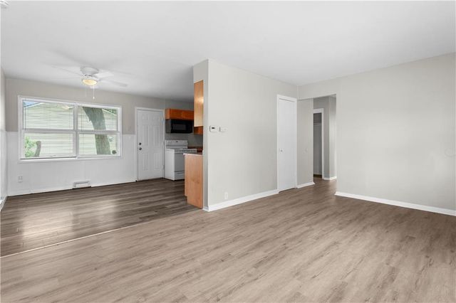 7805 E 114th Street, Kansas City, MO 64134