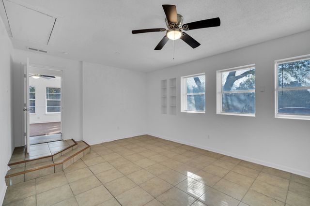 316 S 5th Street, Midlothian, TX 76065