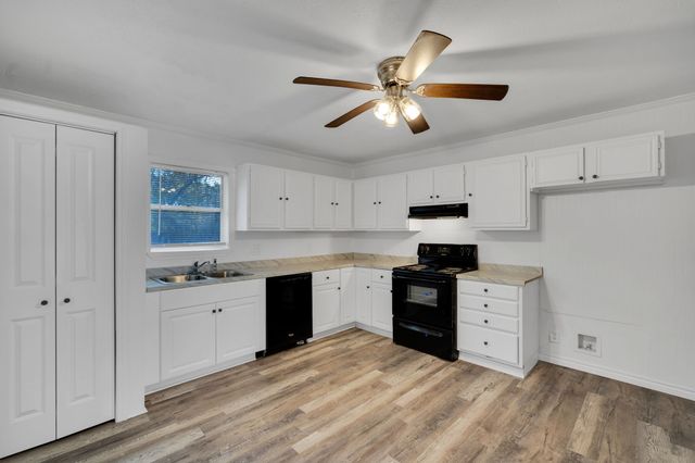 316 S 5th Street, Midlothian, TX 76065