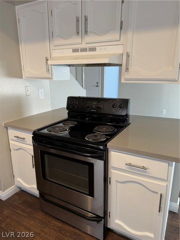 5188 Garden Lane B, Las Vegas, NV 89119