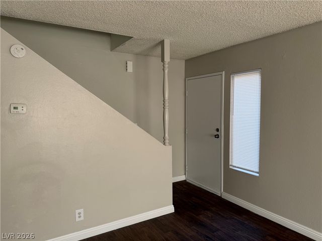 5188 Garden Lane B, Las Vegas, NV 89119