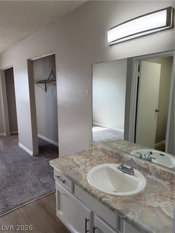 5188 Garden Lane B, Las Vegas, NV 89119