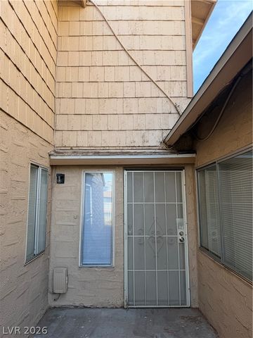 5188 Garden Lane B, Las Vegas, NV 89119