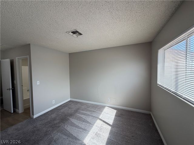 5188 Garden Lane B, Las Vegas, NV 89119