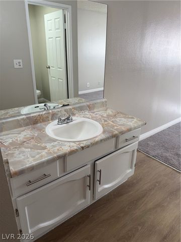 5188 Garden Lane B, Las Vegas, NV 89119