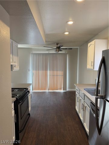 5188 Garden Lane B, Las Vegas, NV 89119