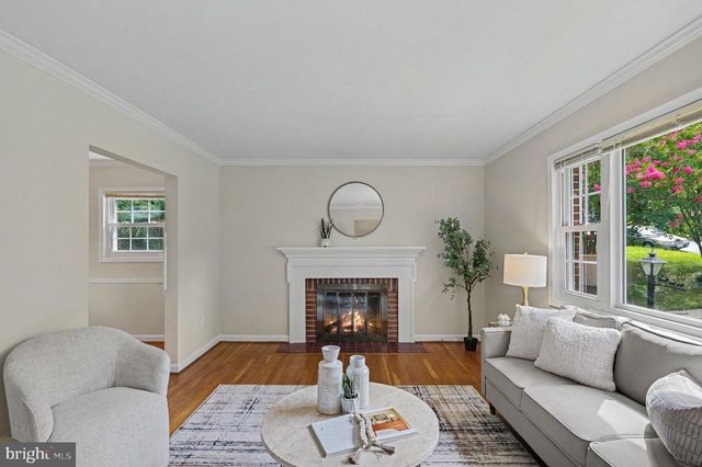 3058 HAZELTON ST, Falls Church, VA 22044