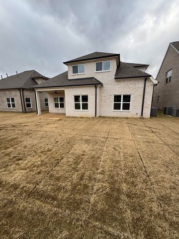 576 ROSALIE WOODS DR, Cordova, TN 38018