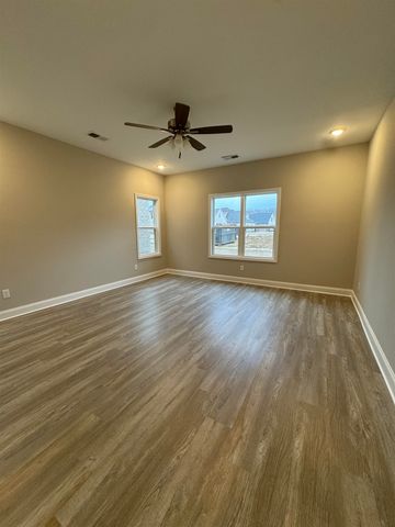 576 ROSALIE WOODS DR, Cordova, TN 38018