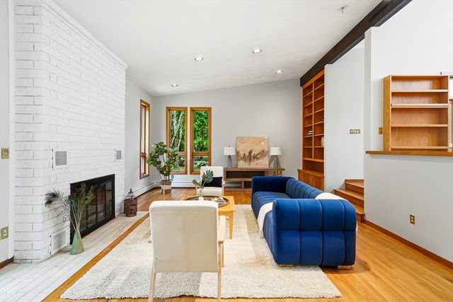6 Angier Rd, Lexington, MA 02420